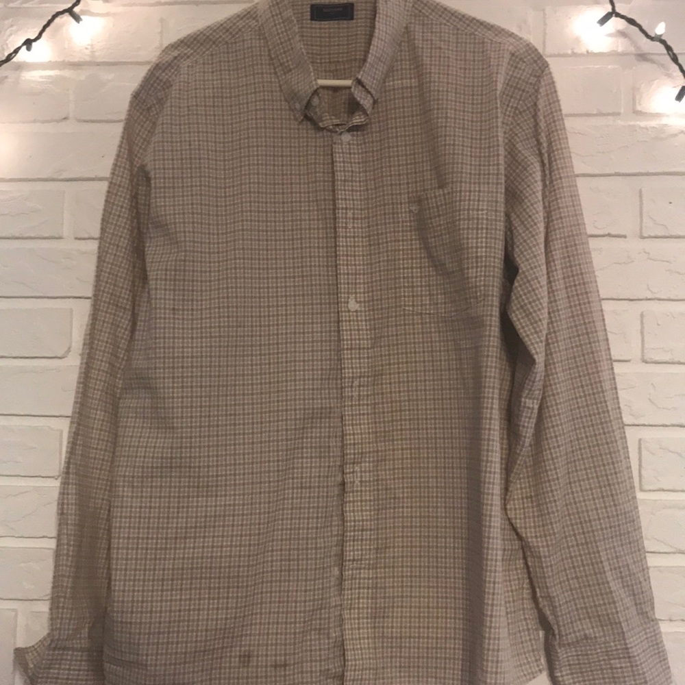 Men’s casual/dress shirt